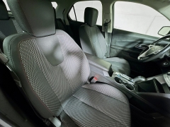 Used 2017  Chevrolet Equinox 4d SUV FWD LT at Graham Auto Mall near Mansfield&comma; OH