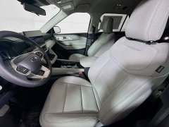 New 2026  Ford Explorer Active w&sol;200A Pkg 4WD at Dutro Auto near Zanesville&comma; OH