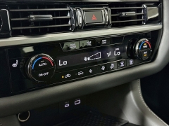 Used 2025  Nissan Pathfinder SV 4WD at Graham Auto Mall near Mansfield&comma; OH