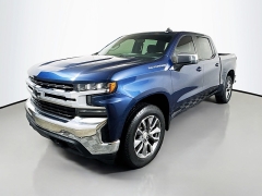 Used 2021  Chevrolet Silverado 1500 4WD Crew Cab 147" LT at Graham Auto Mall near Mansfield, OH