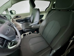 Used 2023  Chrysler Voyager LX FWD at Graham Auto Mall near Mansfield&comma; OH