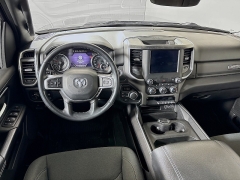 Used 2022  Ram 1500 4WD Big Horn Crew Cab 5'7" Box Lvl 2 at Graham Auto Mall near Mansfield&comma; OH