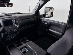 Used 2025  Chevrolet Silverado 2500HD 4WD Crew Cab 172" Work Truck Gas at Graham Auto Mall near Mansfield&comma; OH