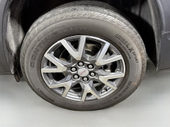 Used 2023  GMC Acadia AWD 4dr SLT at Graham Auto Mall near Mansfield&comma; OH