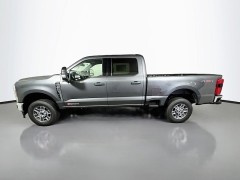 New 2026  Ford Super Duty F-350 4WD LARIAT Crew Cab SRW 6&period;75' Box at Graham Auto Mall near Mansfield&comma; OH
