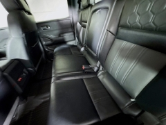 Used 2022  Nissan Frontier Crew Cab 4x4 PRO-4X Auto at Graham Auto Mall near Mansfield&comma; OH