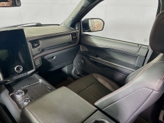 Used 2024  Ford Expedition Limited 4x4 at Graham Auto Mall near Mansfield&comma; OH