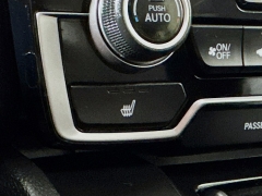 Used 2020  Honda CR-V 4d SUV AWD Touring at Graham Auto Mall near Mansfield&comma; OH