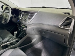 Used 2017  Hyundai Tucson 4d SUV AWD Night at Graham Auto Mall near Mansfield&comma; OH