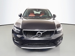 Used 2019  Volvo XC40 4d SUV AWD T5 Momentum at Graham Auto Mall near Mansfield&comma; OH