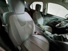 Used 2017  Chevrolet Equinox 4d SUV FWD LT at Graham Auto Mall near Mansfield&comma; OH