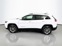 Used 2019  Jeep Cherokee 4d SUV 4WD Latitude Plus 2&period;4L at Graham Auto Mall near Mansfield&comma; OH