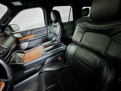 Used 2019  Lincoln Navigator 4d SUV 4WD Reserve at Graham Auto Mall near Mansfield, OH