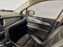 Used 2019  Cadillac XT5 4d SUV AWD Premium Luxury at Graham Auto Mall near Mansfield&comma; OH