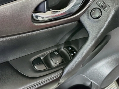 Used 2016  Nissan Rogue 4d SUV AWD SV at Graham Auto Mall near Mansfield&comma; OH