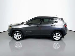 Used 2022  Jeep Compass Latitude 4x4 at Graham Auto Mall near Mansfield, OH