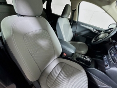 Used 2020  Ford Escape 4d SUV AWD SE at Dutro Auto near Zanesville&comma; OH