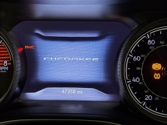 Used 2021  Jeep Cherokee Trailhawk 4x4 at Dutro Auto near Zanesville&comma; OH