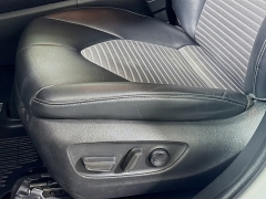 Used 2022  Toyota Highlander XSE AWD at Dutro Auto near Zanesville&comma; OH