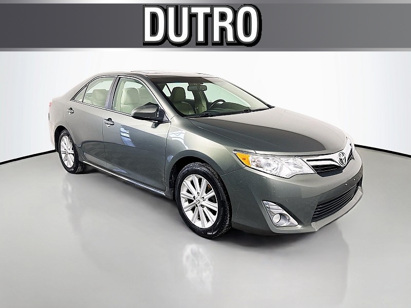 Used 2013  Toyota Camry 4d Sedan XLE at Dutro Auto near Zanesville&comma; OH