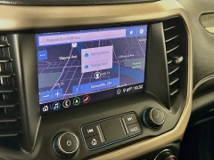 Used 2020  GMC Acadia 4d SUV AWD Denali at Dutro Auto near Zanesville&comma; OH
