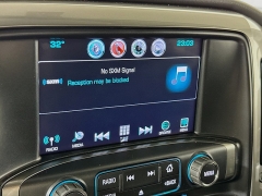 Used 2018  Chevrolet Silverado 1500 4WD Crew Cab LT at Graham Auto Mall near Mansfield&comma; OH