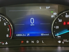 Used 2023  Ford Explorer XLT 4WD at Dutro Auto near Zanesville&comma; OH