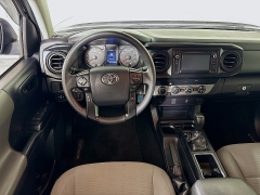 Used 2019  Toyota Tacoma 4WD Double Cab SR5 at Graham Auto Mall near Mansfield&comma; OH