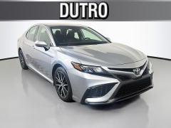  2022 Toyota Camry SE Auto at Dutro Auto near Zanesville&comma; OH