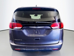 Used 2017  Chrysler Pacifica 4d Wagon Limited at Graham Auto Mall near Mansfield&comma; OH