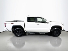Used 2022  Nissan Frontier Crew Cab 4x4 PRO-4X Auto at Dutro Auto near Zanesville&comma; OH