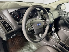 Used 2018  Ford Focus 4d Hatchback SE at Graham Auto Mall near Mansfield&comma; OH