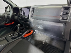 Used 2022  Nissan Frontier Crew Cab 4x4 PRO-4X Auto at Dutro Auto near Zanesville&comma; OH
