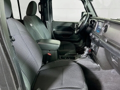 Used 2021  Jeep Gladiator 80th Anniversary 4x4 at Graham Auto Mall near Mansfield, OH