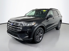 New 2026  Ford Explorer Active w&sol;200A Pkg 4WD at Dutro Auto near Zanesville&comma; OH