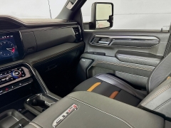 Used 2024  GMC Sierra 2500HD 4WD Crew Cab 172" AT4 Dsl at Dutro Auto near Zanesville&comma; OH