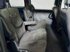 Used 2017  Dodge Grand Caravan 4d Wagon SE at Graham Auto Mall near Mansfield, OH