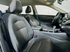 Used 2024  Nissan Altima 2&period;5 SV Sedan at Dutro Auto near Zanesville&comma; OH