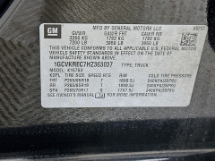 Used 2017  Chevrolet Silverado 1500 4WD Double Cab LT Z71 at Dutro Auto near Zanesville&comma; OH