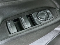 Used 2019  Chevrolet Equinox 4d SUV FWD LT w&sol;1LT at Dutro Auto near Zanesville&comma; OH
