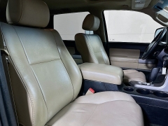Used 2013  Toyota Sequoia 4d SUV 4WD SR5 FFV at Dutro Auto near Zanesville&comma; OH