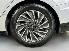 Used 2025  Hyundai Sonata Hybrid SEL FWD at Dutro Auto near Zanesville&comma; OH