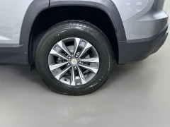New 2025  Chevrolet Equinox FWD 4dr LT w/1LT at Dutro Auto near Zanesville, OH