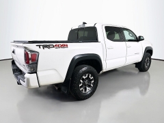 Used 2022  Toyota Tacoma 4WD TRD Off Road Double Cab 5ft Bed V6 AT at Dutro Auto near Zanesville&comma; OH