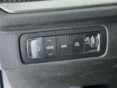 Used 2025  Chevrolet Traverse AWD 4dr LT w&sol;2LT at Dutro Auto near Zanesville&comma; OH