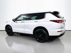 Used 2023  Mitsubishi Outlander SE Black Edition S-AWC at Graham Auto Mall near Mansfield&comma; OH