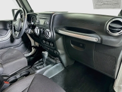Used 2013  Jeep Wrangler 2d Convertible Sahara at Dutro Auto near Zanesville&comma; OH