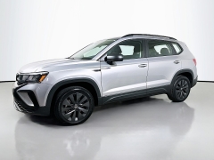 Used 2024  Volkswagen Taos S FWD at Dutro Auto near Zanesville, OH