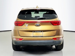 Used 2017  Kia Sportage 4d SUV FWD LX at Dutro Auto near Zanesville&comma; OH