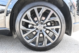 Used 2025  Toyota Crown Signia Limited AWD at Dutro Auto near Zanesville&comma; OH
